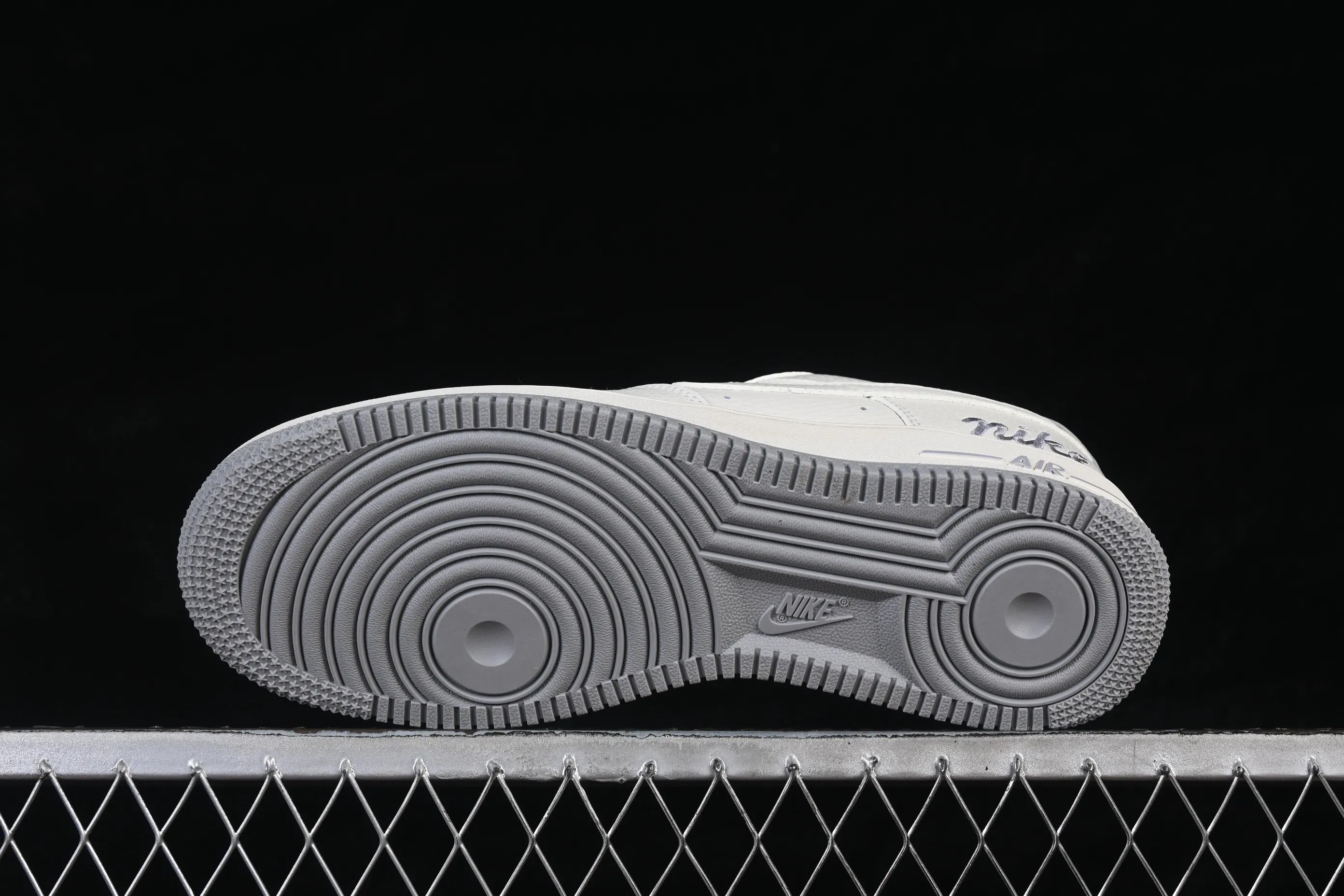 All categories Nk Air Force 1 Air Force series Nk Air Force 1 Low Air Force low-top Nike Air Force 1'07 Low Milky white fog gray Air Force 1 low-top casual sneakers NH0601-543
